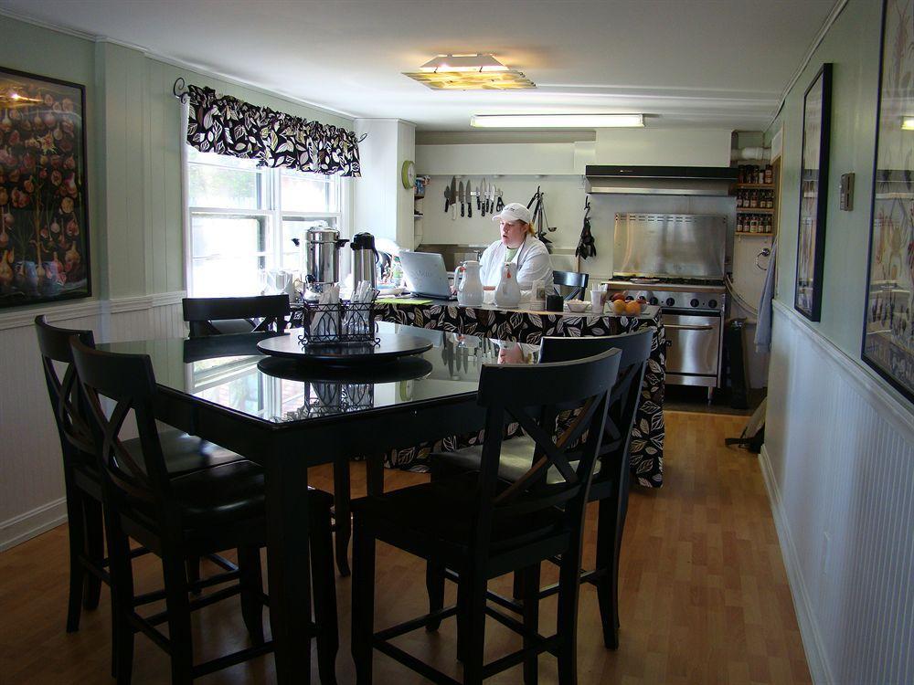 Bay Leaf Cottages & Bistro Lincolnville Eksteriør billede