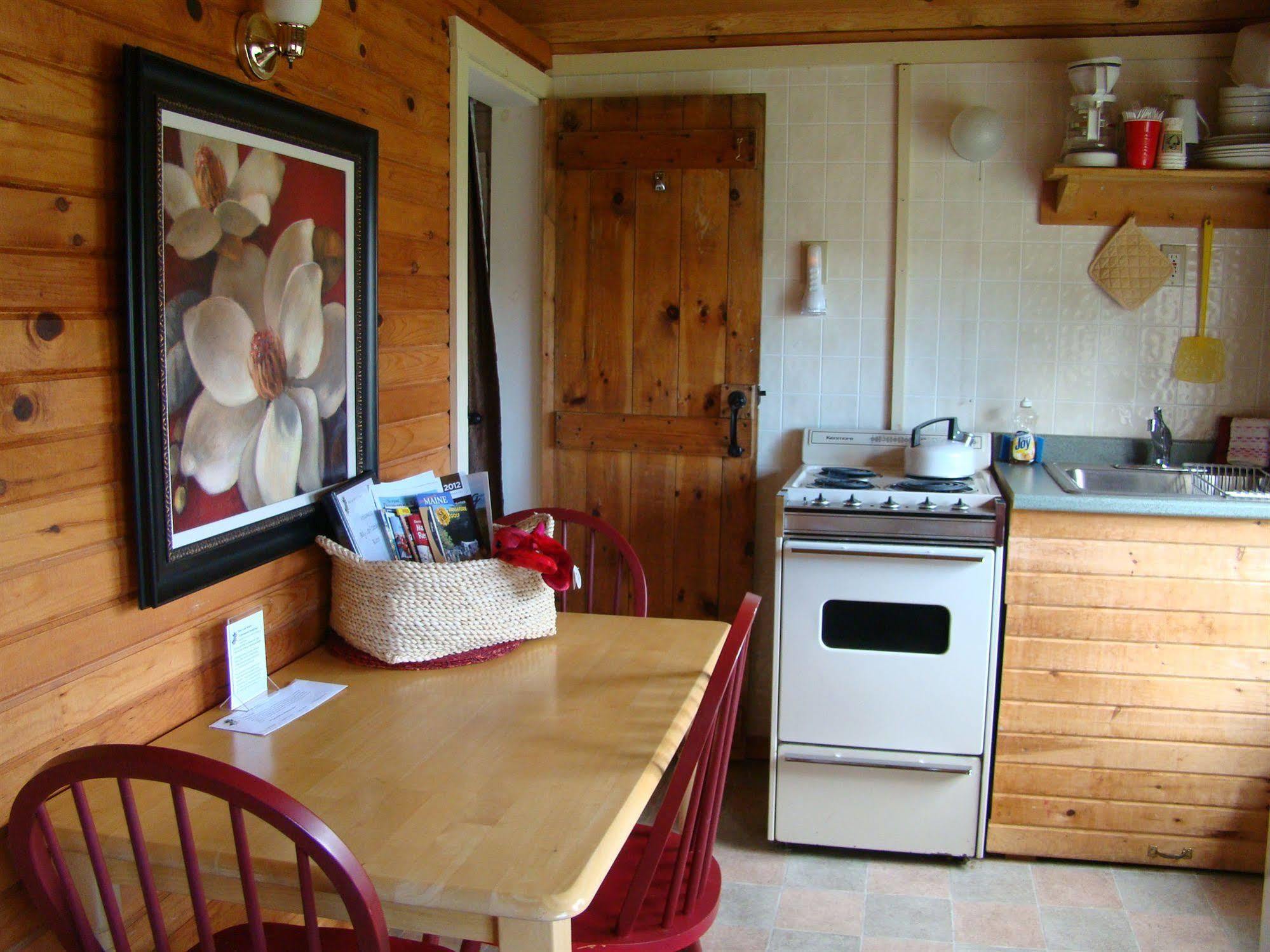 Bay Leaf Cottages & Bistro Lincolnville Eksteriør billede